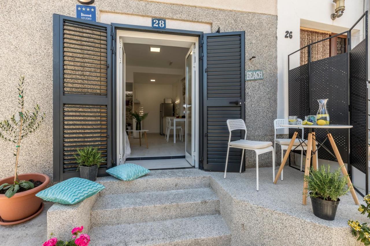 Luxury Apartments Skalinada Near Beaches, Tisno - Dalmatia Exterior photo